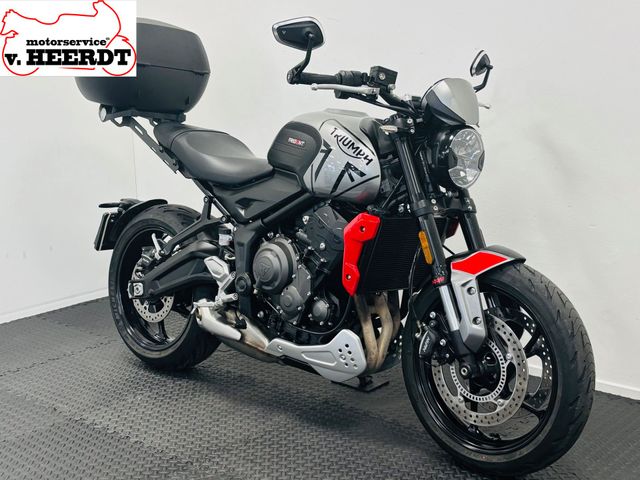 triumph - trident-660