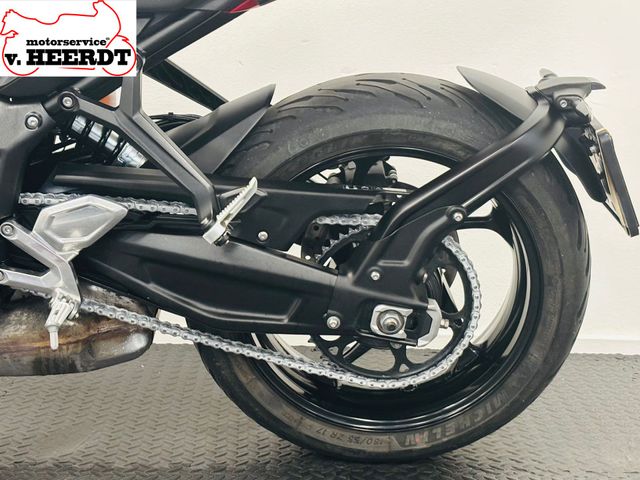 triumph - trident-660