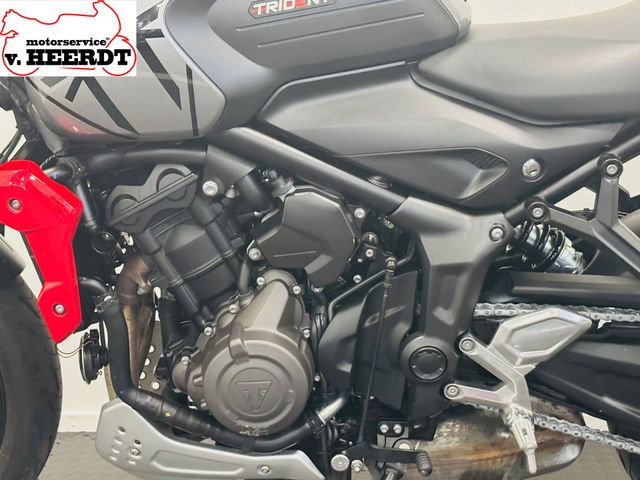 triumph - trident-660
