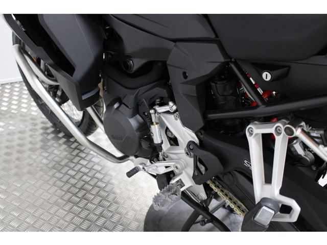 bmw - f-900-gs-adventure