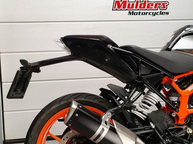 ktm - 390-duke-abs