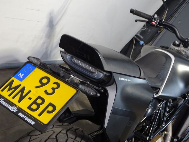 husqvarna - 701-enduro