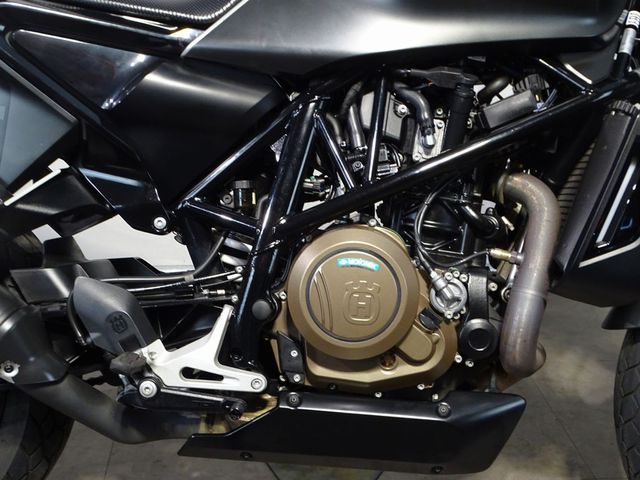 husqvarna - 701-enduro