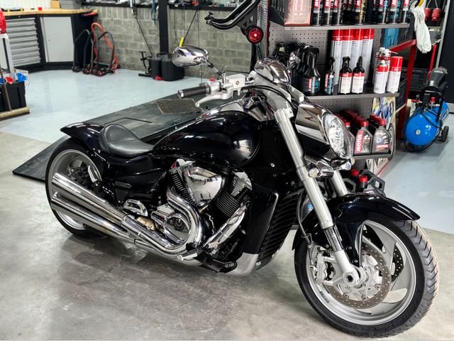 suzuki - m-1800-r-intruder