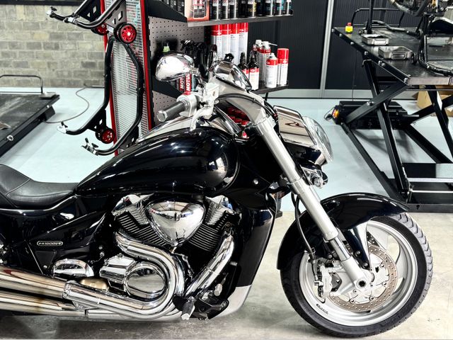 suzuki - m-1800-r-intruder