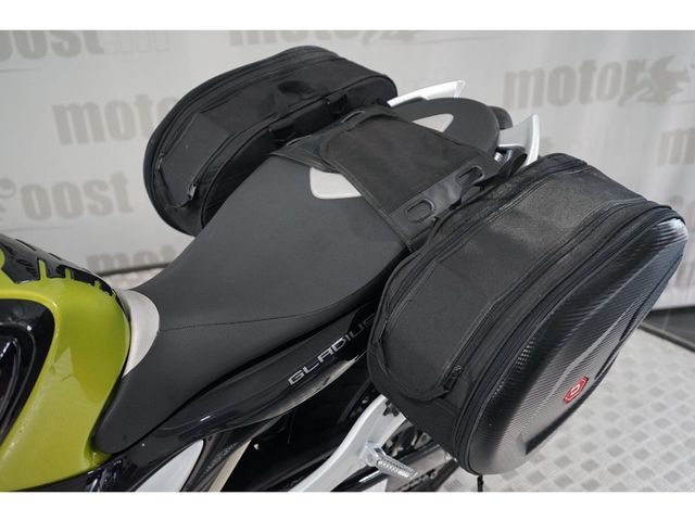 suzuki - sfv-650-gladius-abs