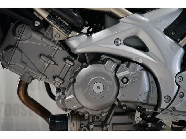 suzuki - sfv-650-gladius-abs