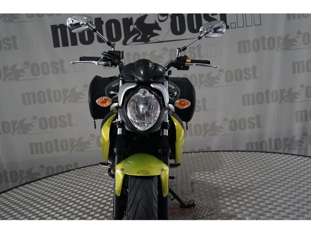 suzuki - sfv-650-gladius-abs