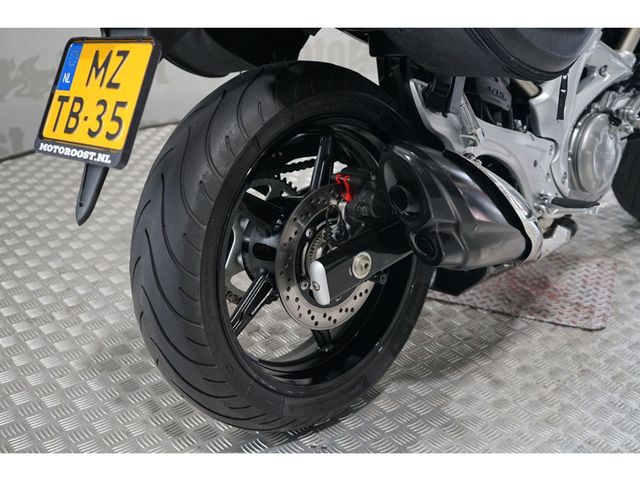 suzuki - sfv-650-gladius-abs