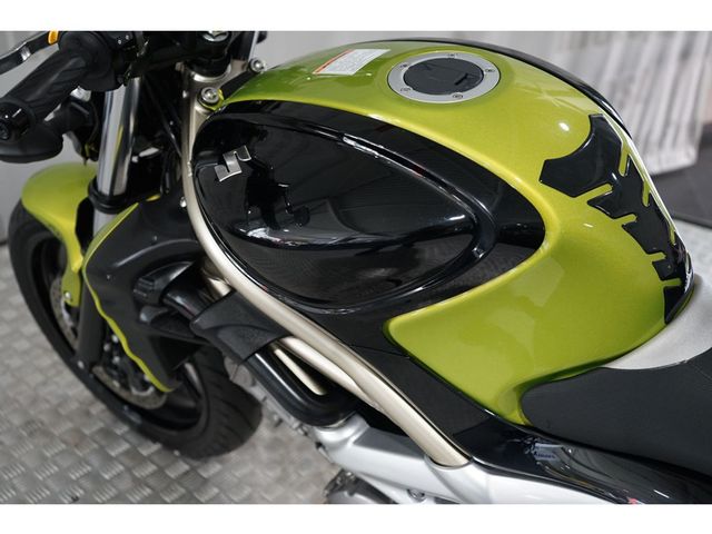 suzuki - sfv-650-gladius-abs