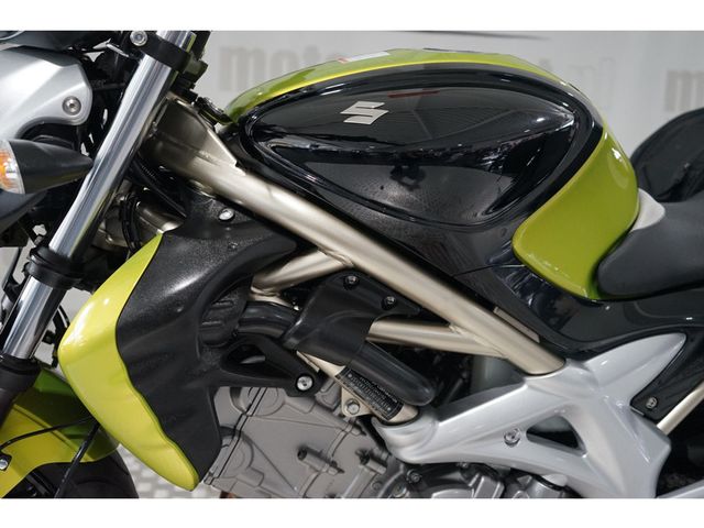 suzuki - sfv-650-gladius-abs