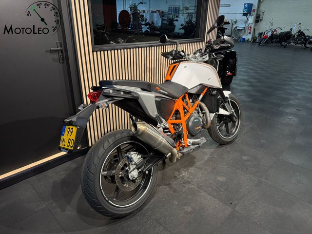 ktm - 690-duke
