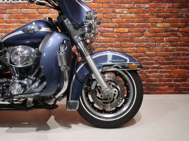harley-davidson - electra-glide-ultra-classic-flhtcu