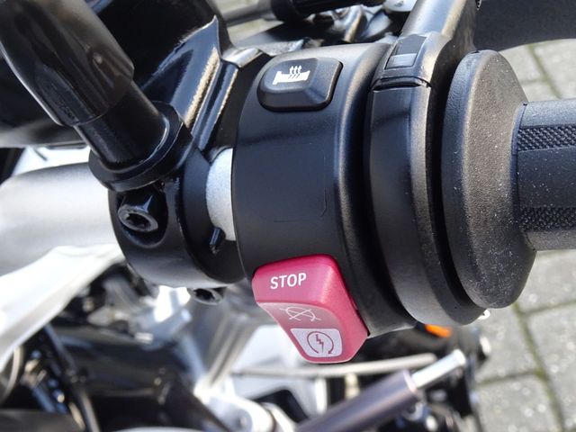 bmw - r-nine-t-pure