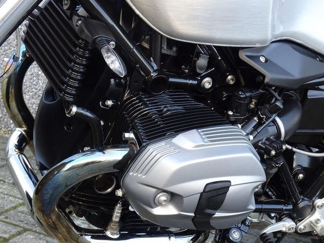 bmw - r-nine-t-pure