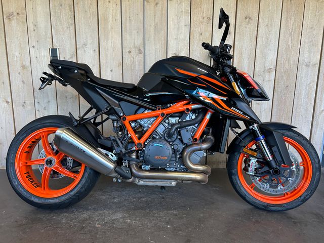 ktm - 1290-super-duke-r