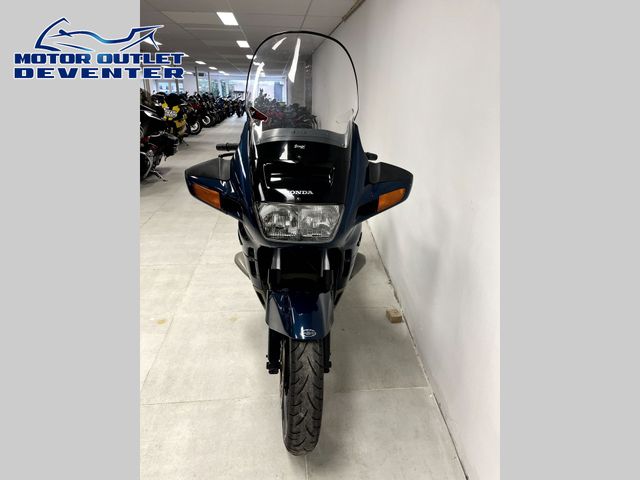 honda - st-1100-pan-european-abs-tcs