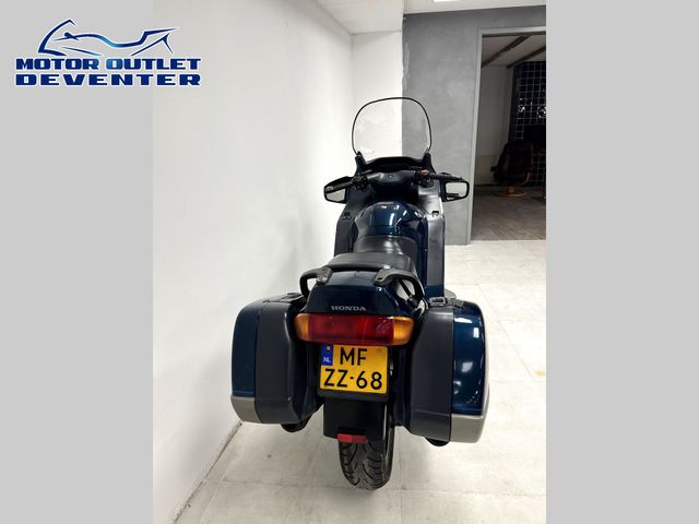 honda - st-1100-pan-european-abs-tcs