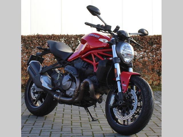 ducati - monster-821