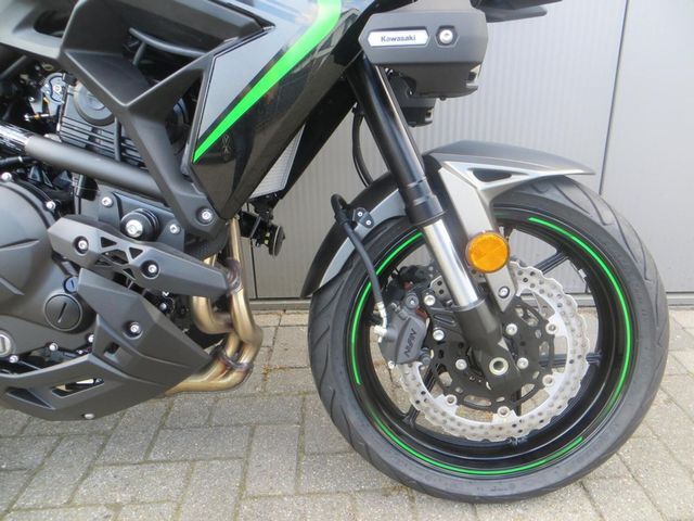 kawasaki - versys-650-grand-tourer