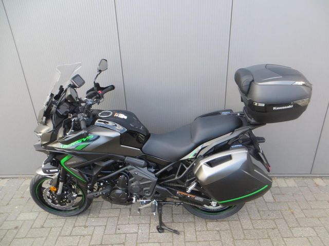kawasaki - versys-650-grand-tourer