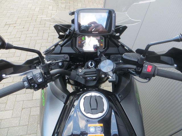 kawasaki - versys-650-grand-tourer