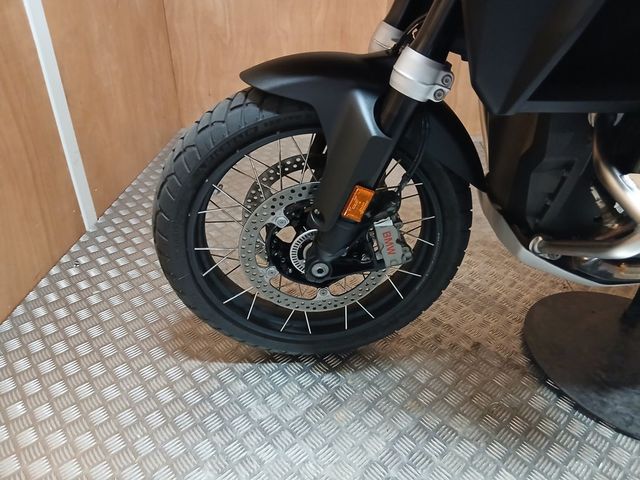 bmw - r-1300-gs-adventure