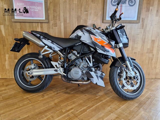 ktm - 990-super-duke