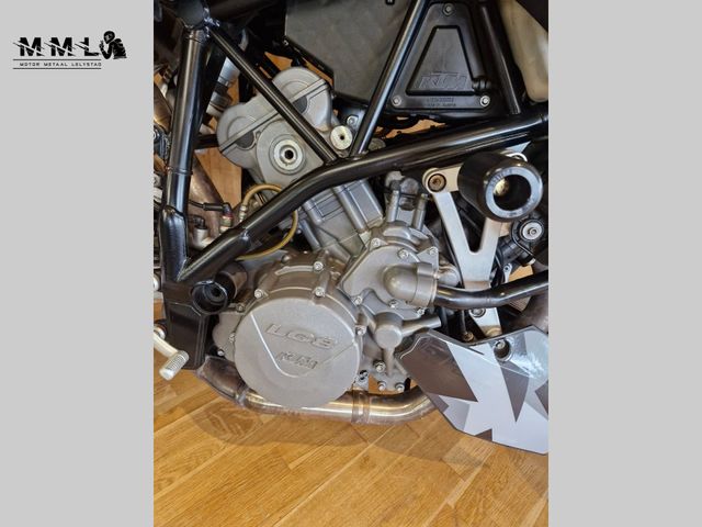 ktm - 990-super-duke