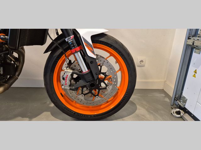 ktm - 890-duke-r
