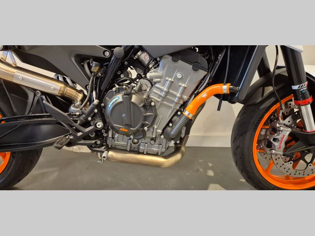 ktm - 890-duke-r