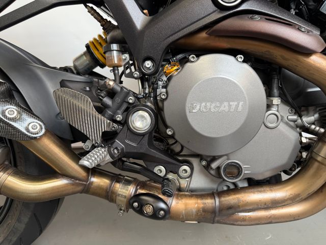 ducati - m-1100-evo
