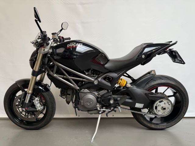 ducati - m-1100-evo