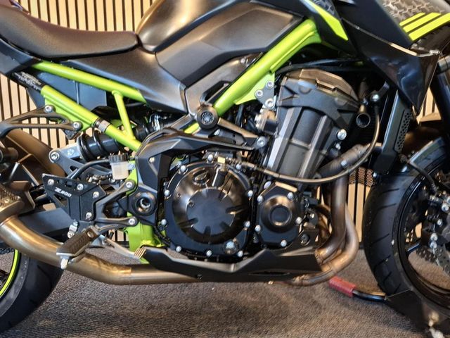 kawasaki - z900-performance