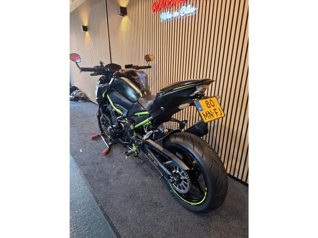 kawasaki - z900-performance