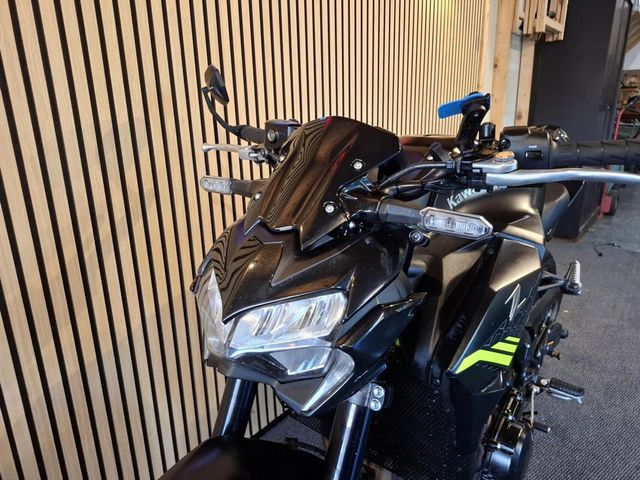 kawasaki - z900-performance