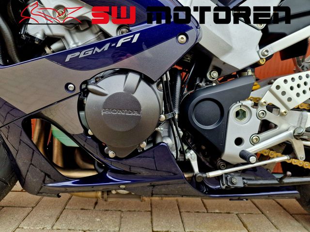 honda - cbr-900-rr-fireblade