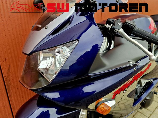 honda - cbr-900-rr-fireblade
