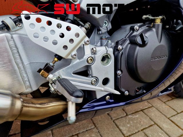 honda - cbr-900-rr-fireblade