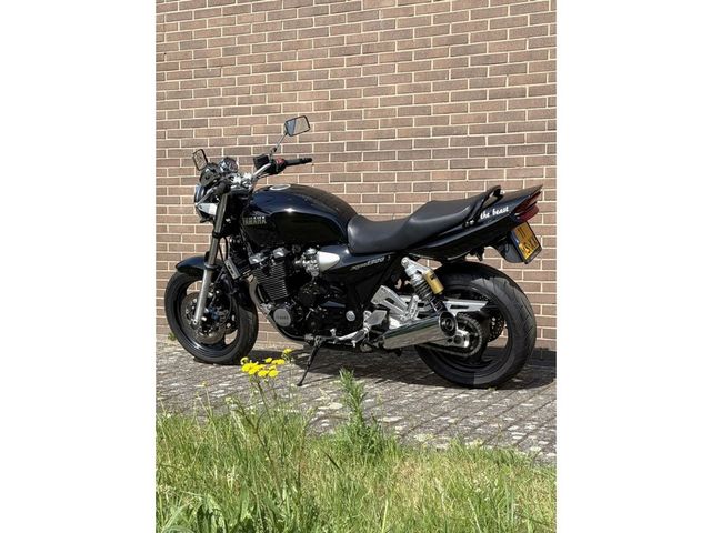 yamaha - xjr-1300