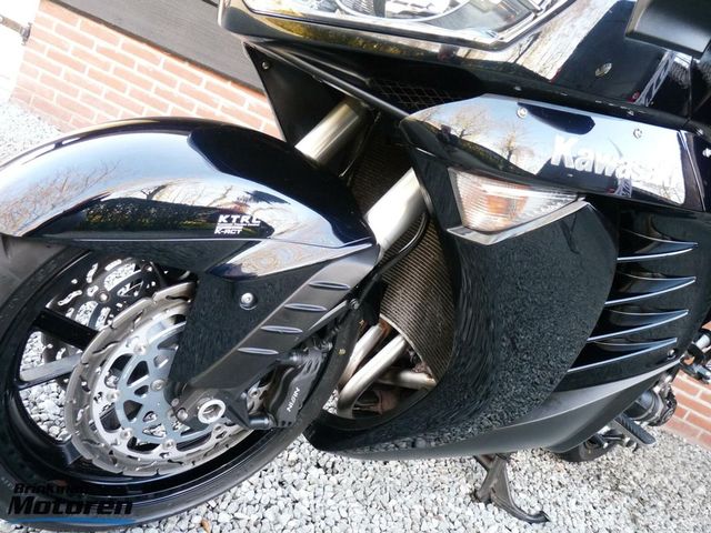 kawasaki - gtr-1400