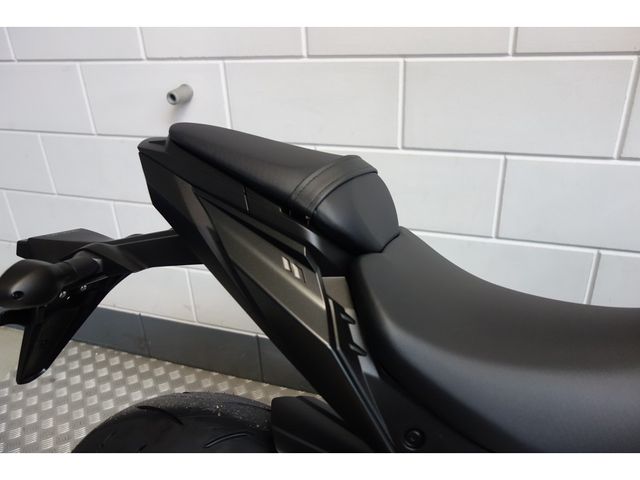 suzuki - gsx-s-950