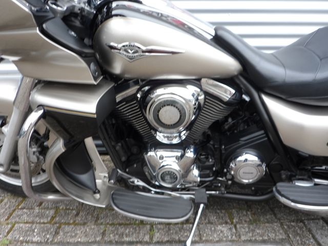 kawasaki - vn-1700-voyager