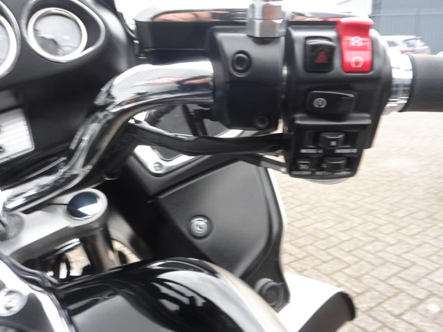 kawasaki - vn-1700-voyager