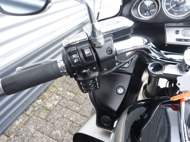 kawasaki - vn-1700-voyager