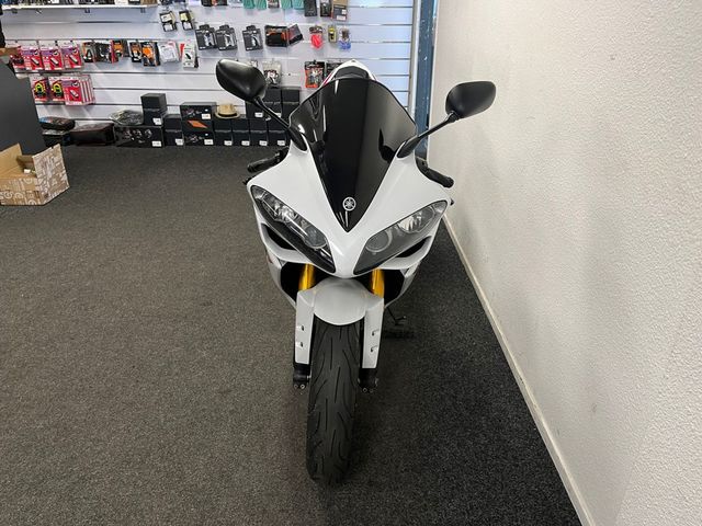 yamaha - yzf-r1