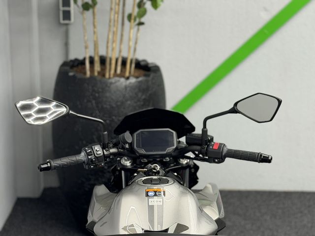 kawasaki - z650-abs