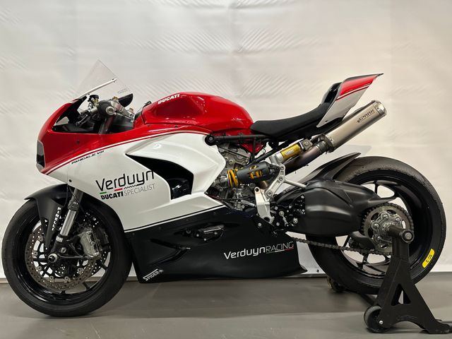 ducati - panigale-v2