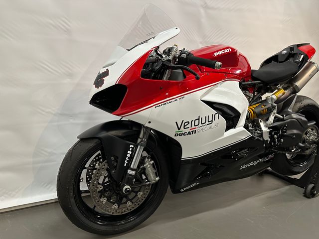 ducati - panigale-v2