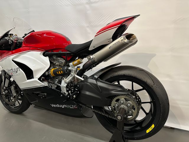ducati - panigale-v2